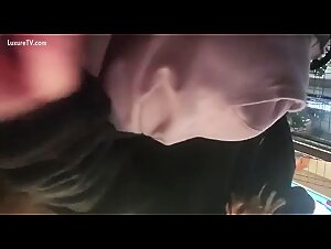 Thumb 10