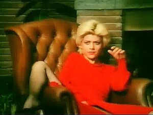 Osceno (1987) dog in orgy